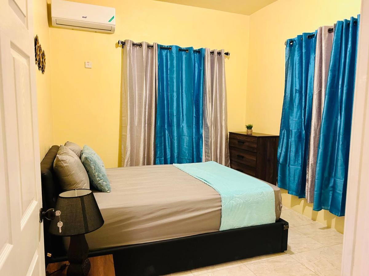 The Rest Stop-B- 15 Min From Airport/24Hrs Security Montego Bay Eksteriør bilde